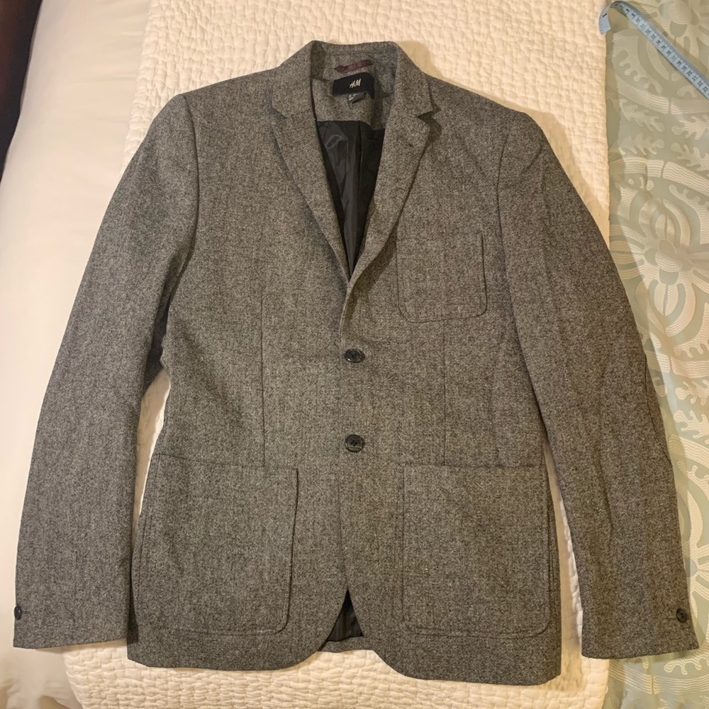 Gray blazer
